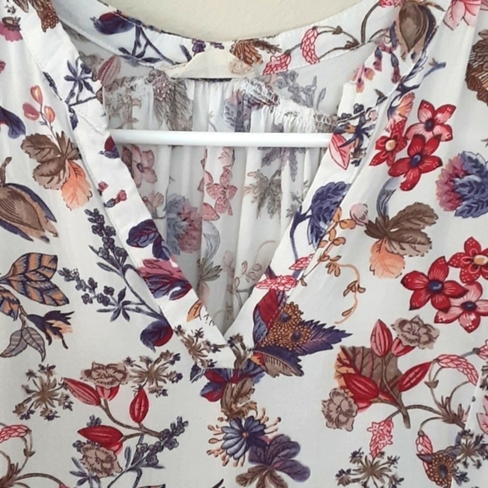 Altar'd State Ombre Floral Top size L - Picture 3 of 6